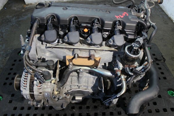 jdm-2006-2011-honda-civic-motor-r18a-18l-4-cyl-engine.jpg JDM 2006-2011 Honda Civic Motor R18A 1.8L 4 Cyl Engine - Image 1